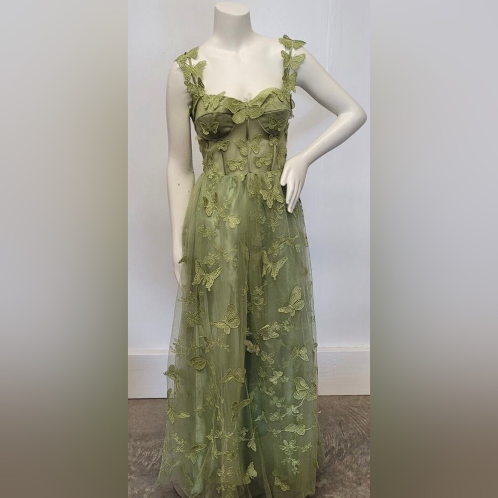 Gorgeous Green Embroidered Elvish Dress